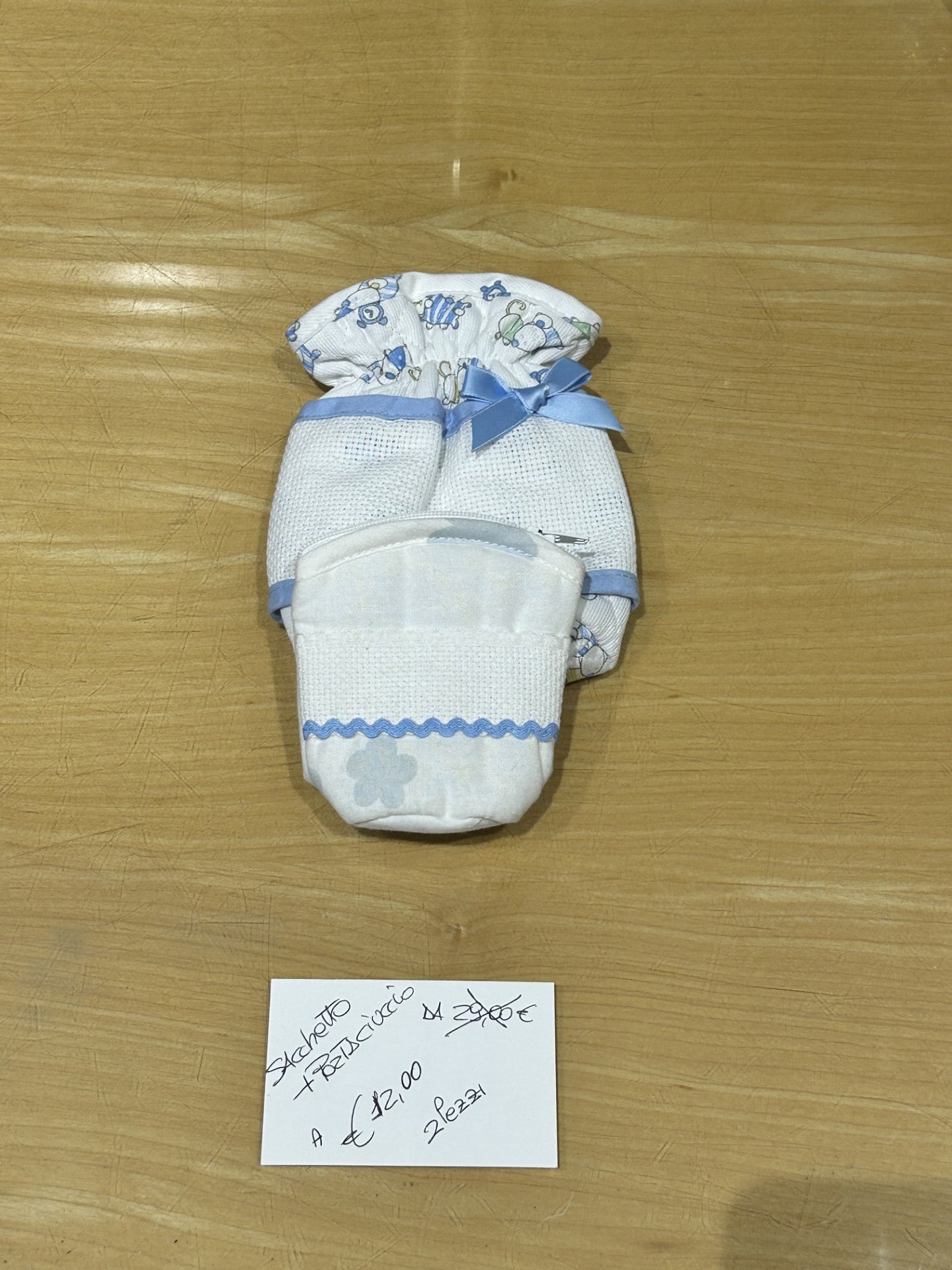 kit 2 PZ. BIMBO porta ciuccio e accessori , ricamabile a punto croce
