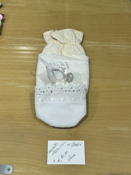 kit 2 PZ. BIMBO/A porta ciuccio e accessori , ricamabile a punto croce