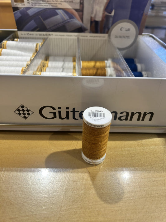 FILO DA CUCIRE DENIM 100% POLIESTERE N.100 (spola 250 mt.) COL. CAMMELLO 2040, GUTERMANN