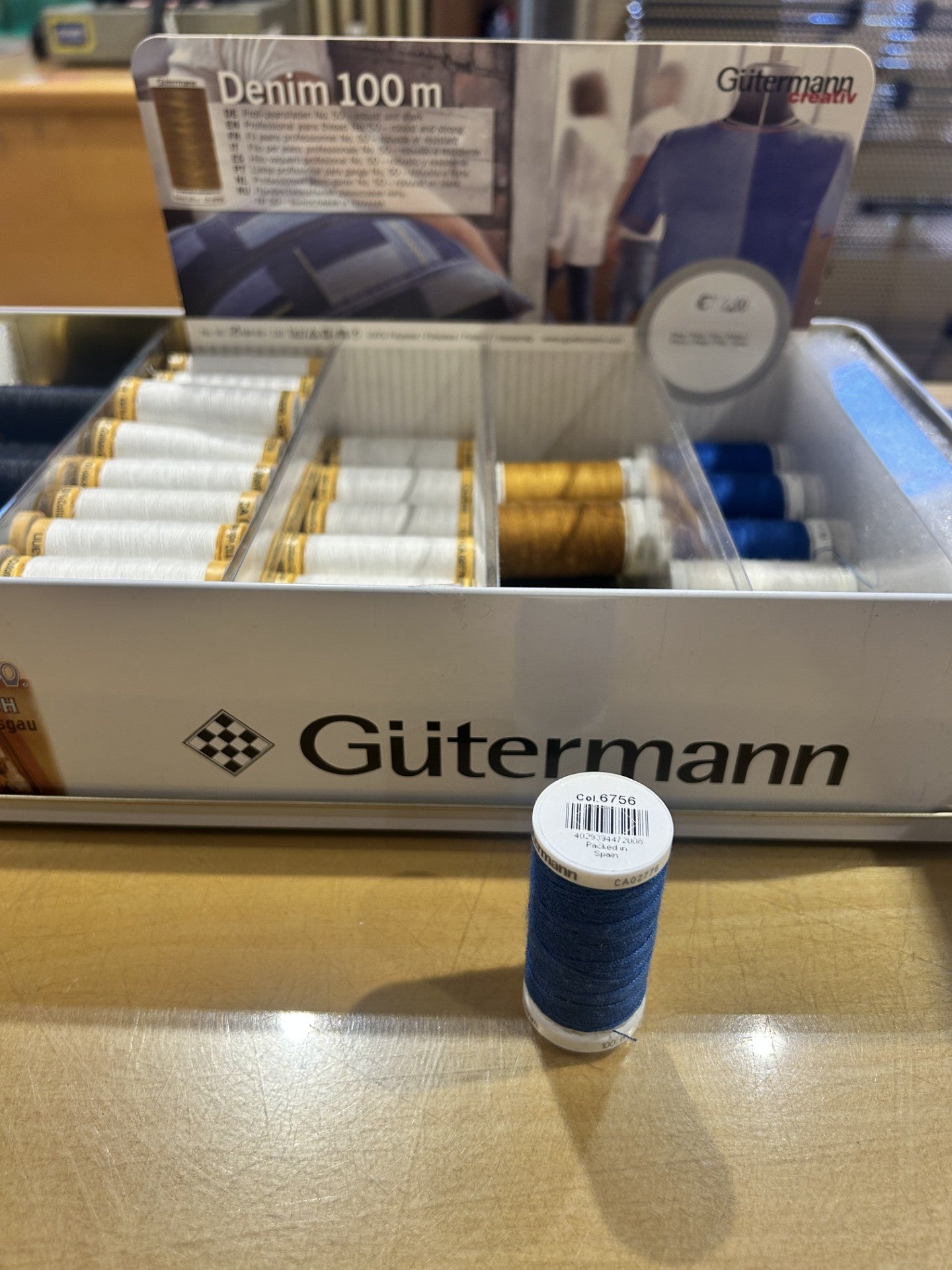 FILO DA CUCIRE DENIM 100% POLIESTERE N.100 (spola 250 mt.) COL. BLUETTE 6756, GUTERMANN